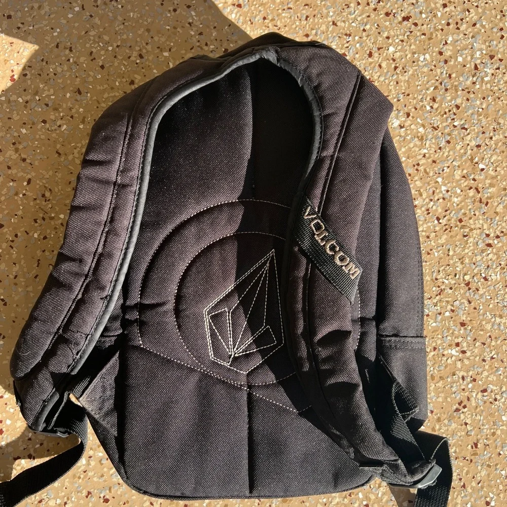 Volcom Small Backpack - Picture 2 of 5